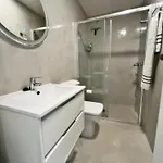 Apartament Luxury And New With Pool