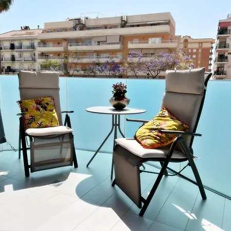 Luxury And New With Pool Appartement